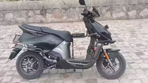 Portable Baby Seat for Scooters- Adjustable, Foldable & Safe Baby Carrier for Old Kids
