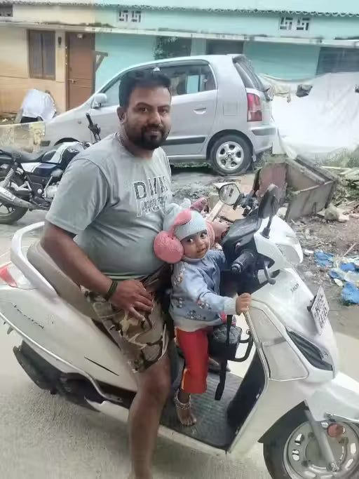 Portable Baby Seat for Scooters- Adjustable, Foldable & Safe Baby Carrier for Old Kids