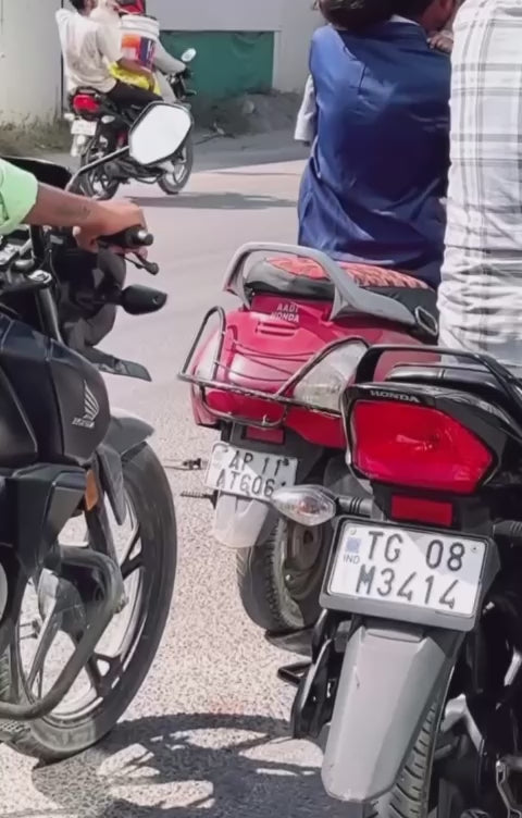 Portable Baby Seat for Scooters- Adjustable, Foldable & Safe Baby Carrier for Old Kids